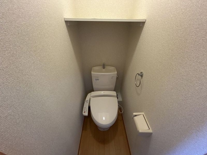 レオパレス嵯峨野 トイレ