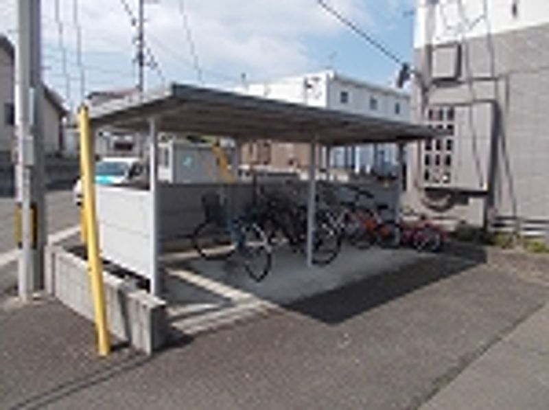 レオパレスシャングリラ２０００ 共用部分