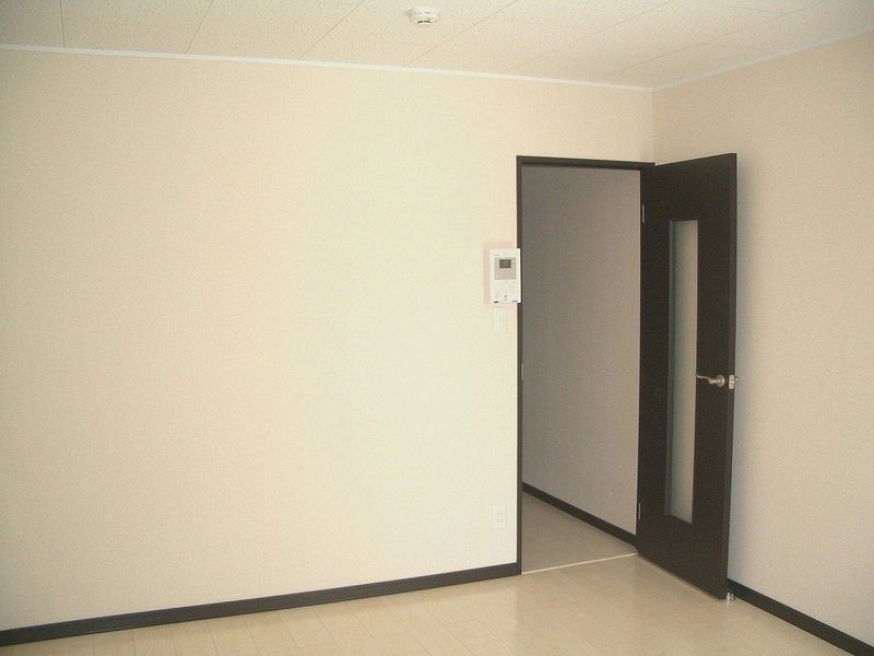 レオネクスト集 居間