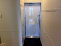 レオパレスユートピア白岡 玄関