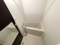 CLEINO Y52 Phòng tắm