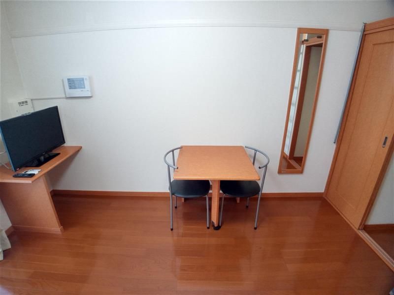 レオパレスベイラ　ド　ヒウ 居間