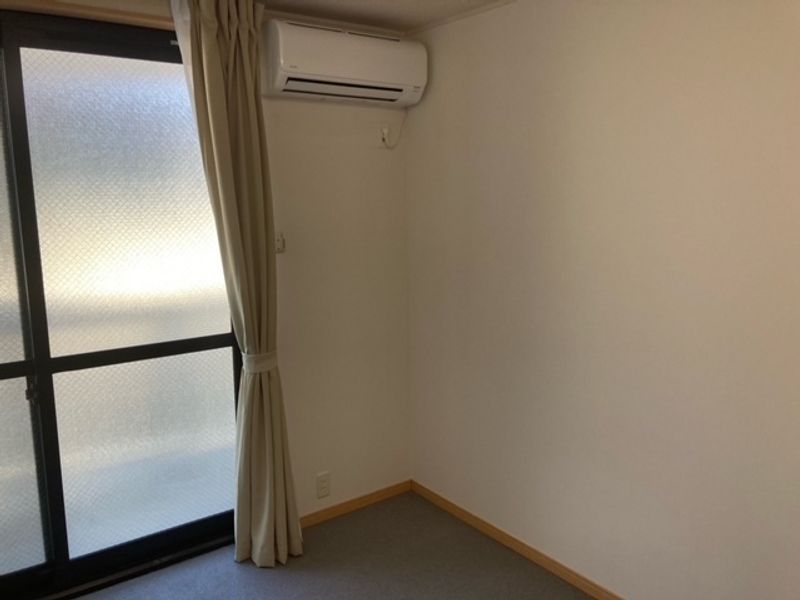 レオパレスフォレスト天神町 居間