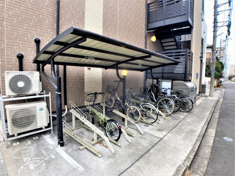 レオネクストレインボー 共用部分