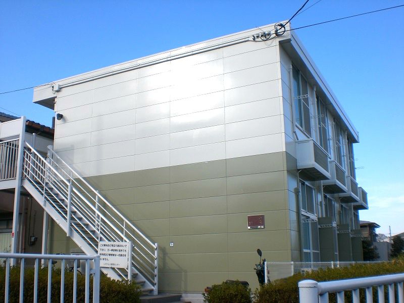 19990 exterior