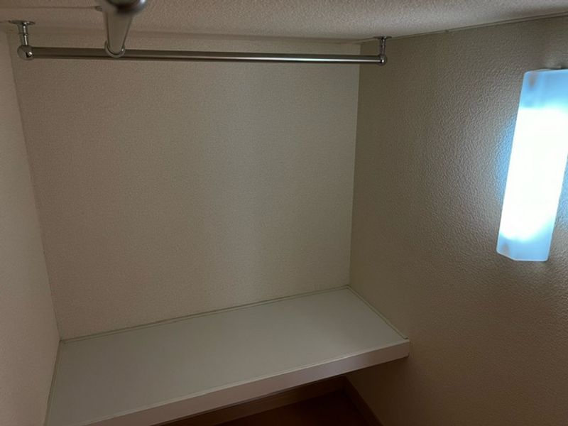 レオパレスピースフル 収納
