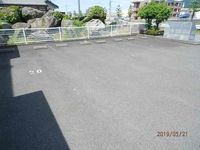 レオパレスグリーン 駐車場