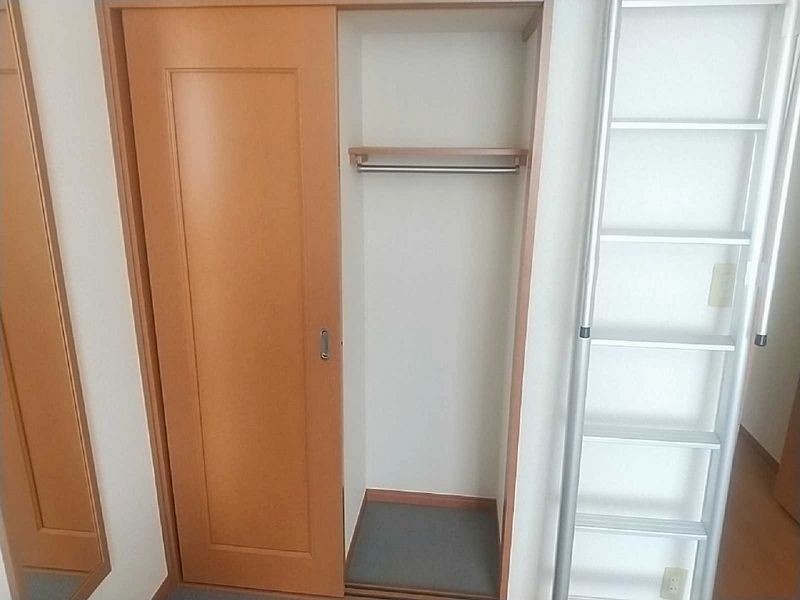 レオパレスソレイユ 収納