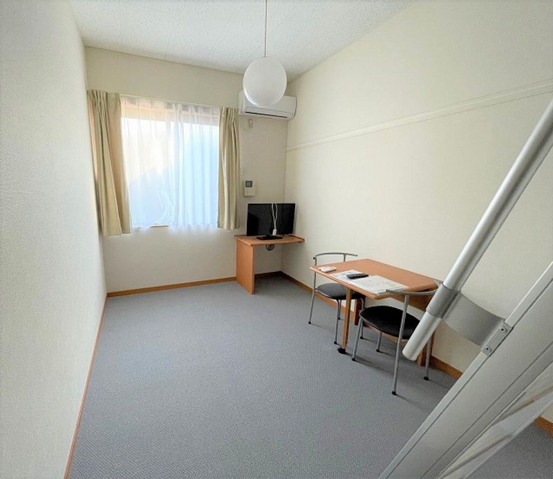 レオパレスオアゾＢ 居間