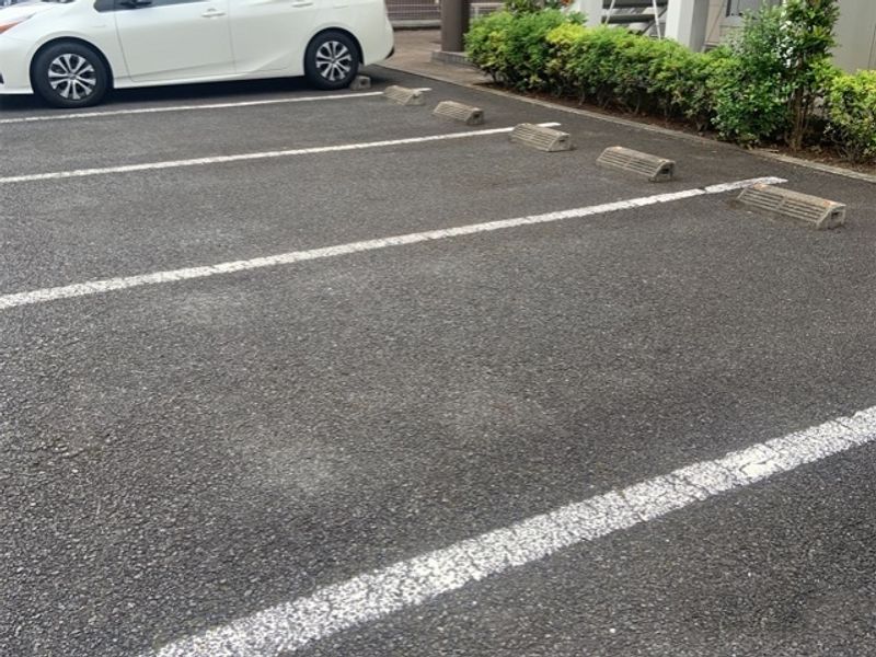レオパレスＣｌａｉｒ 駐車場