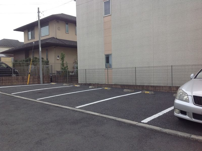 レオネクストグリーンヴィラ扇台 駐車場