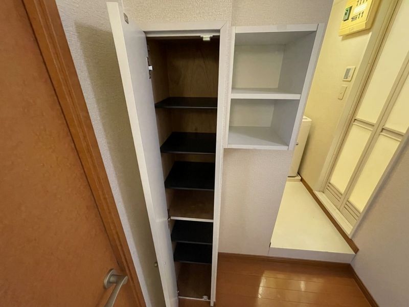 レオパレスアゼリア その他