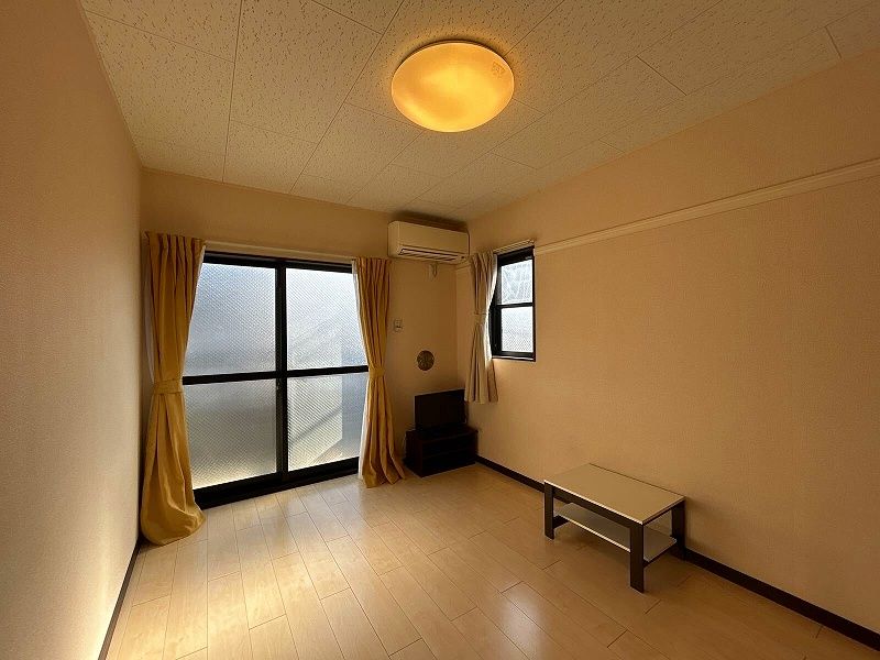 LEONEXT Blue Ridge II Phòng khách