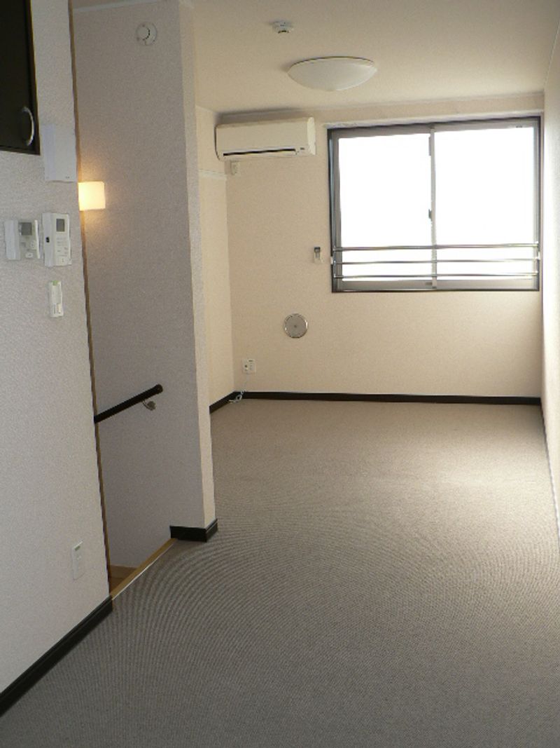 レオネクストメゾン　サカタ 居間