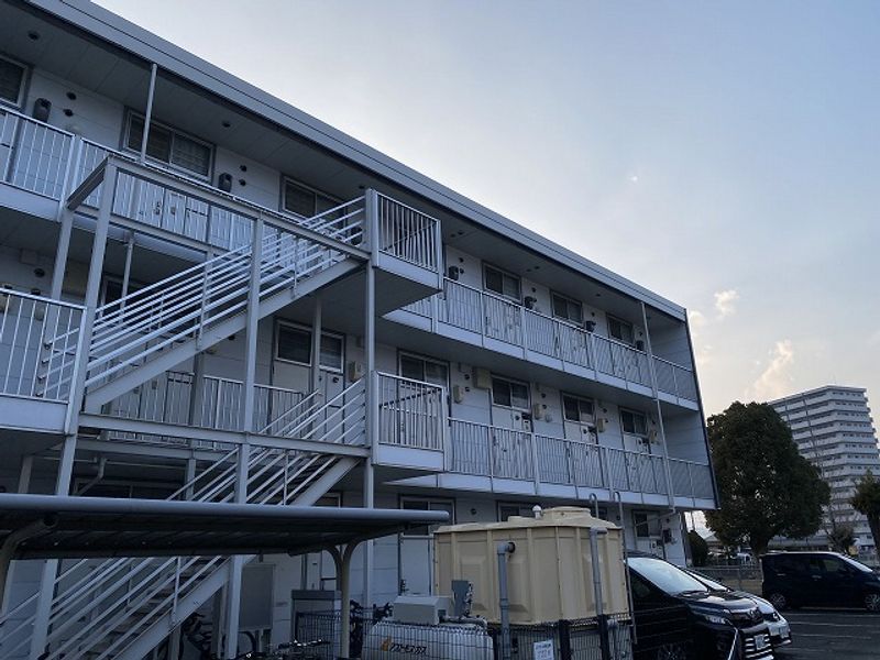 レオパレス東福山 外観
