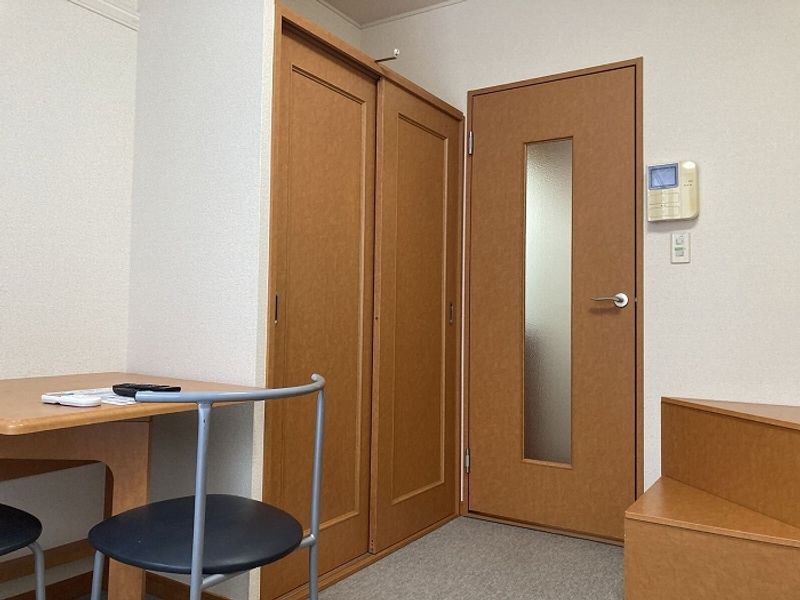 レオパレスハッピネス 居間