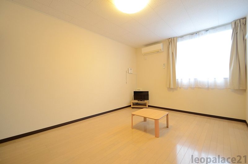レオネクスト百番館 居間