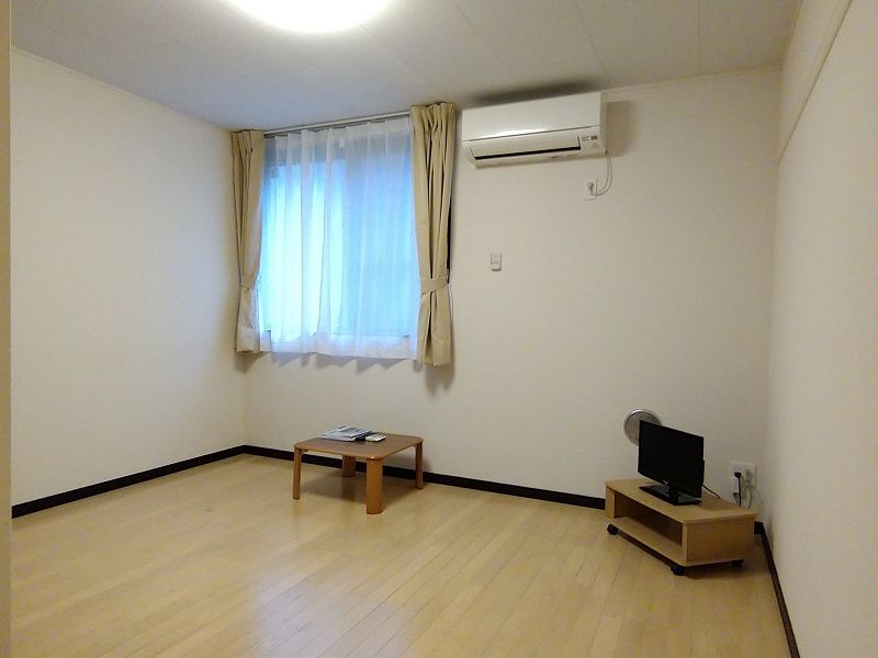 LEONEXT Zenpukuji Homes Living room