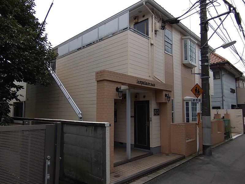 レオパレス５＆５ 外観