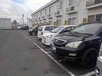 レオパレス三福 駐車場