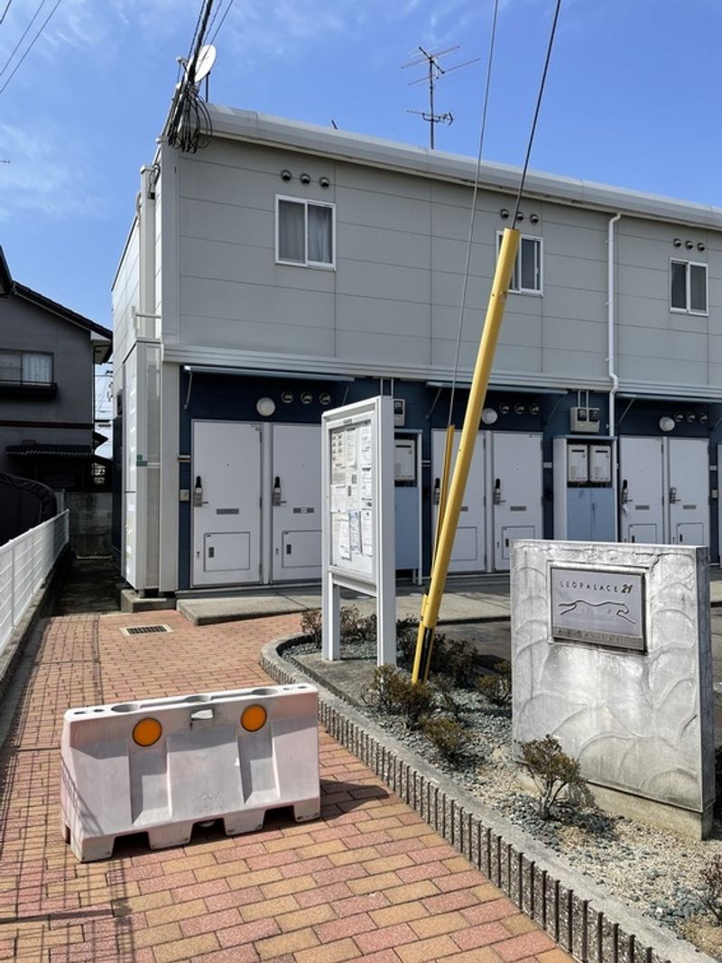 レオパレスディアコート　ＫＩ エントランス