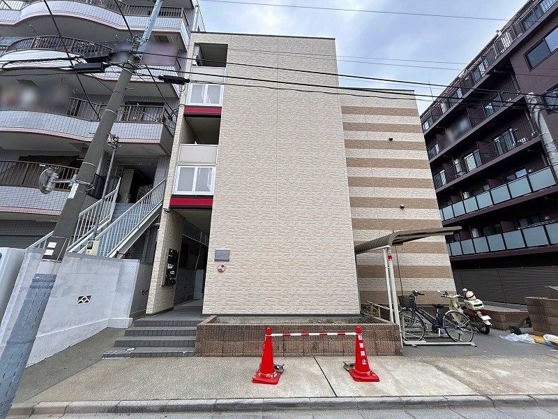 レオパレスボヌール 外観