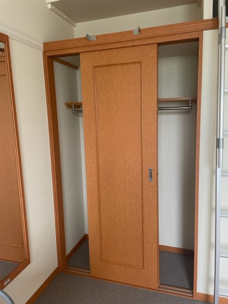 レオパレスフェリス 収納