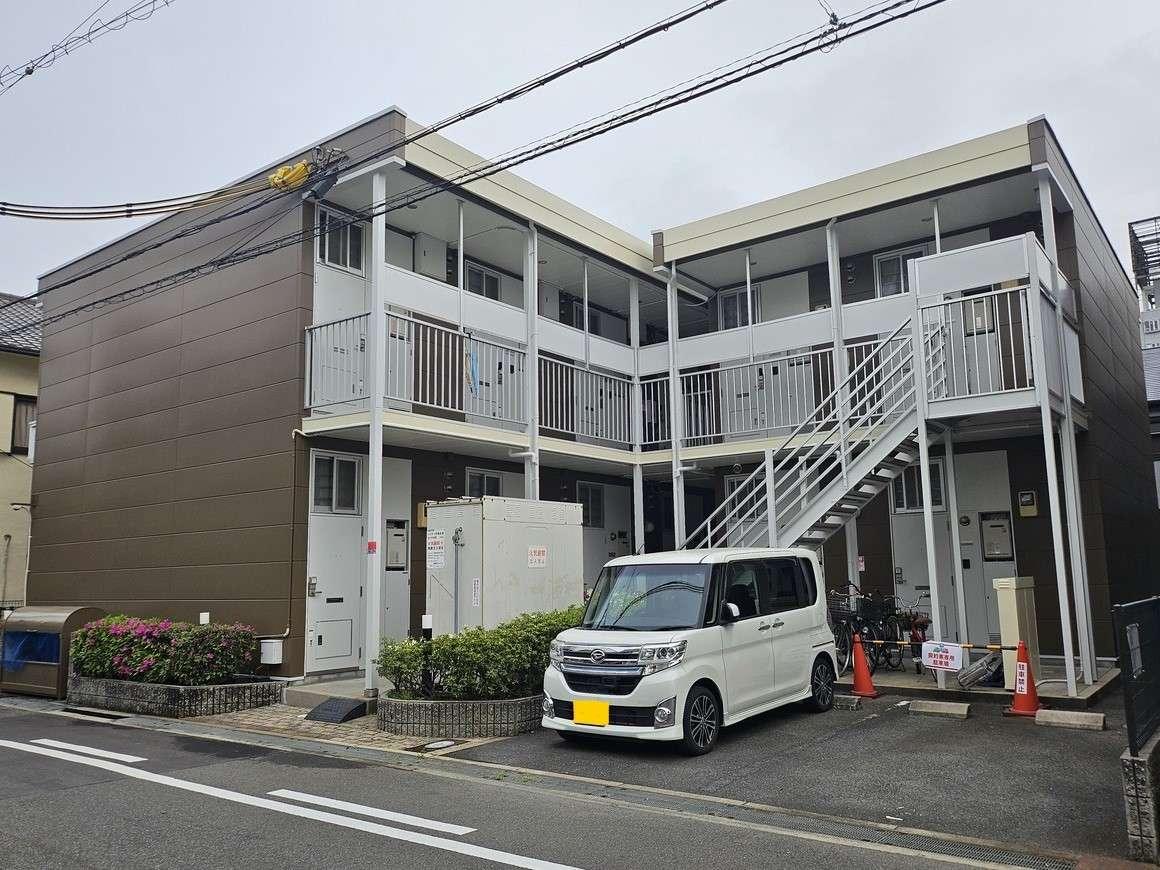 KTdEwYMyEQtvjBeEQin4xW