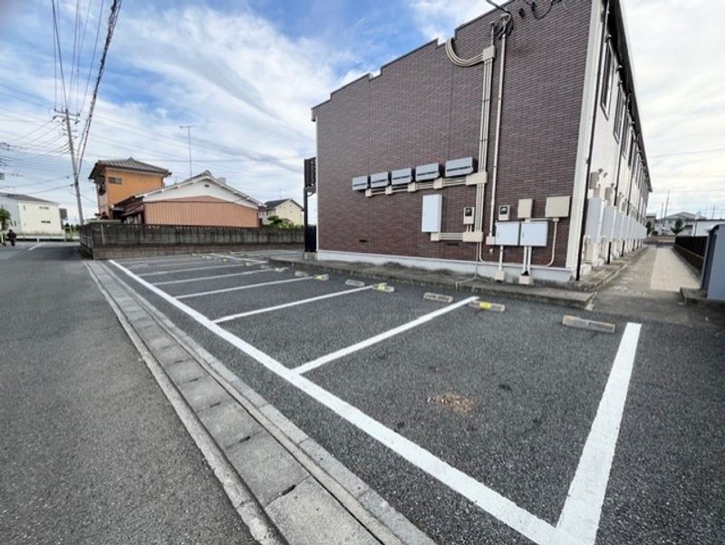 レオネクストコンカドール 駐車場