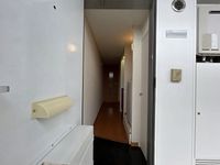 レオパレスベッラステラ 玄関