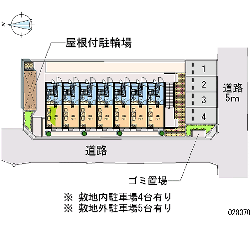 レオパレス清都 月極駐車場