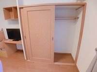 レオパレスコンフォート安倉 収納