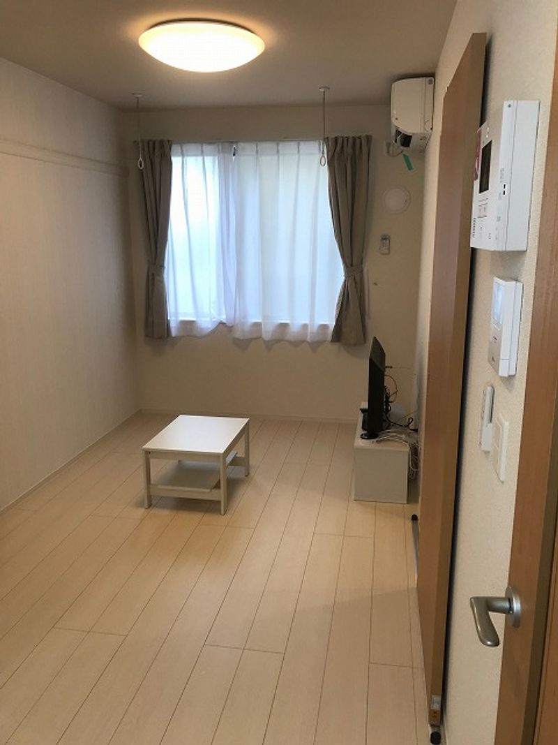居間