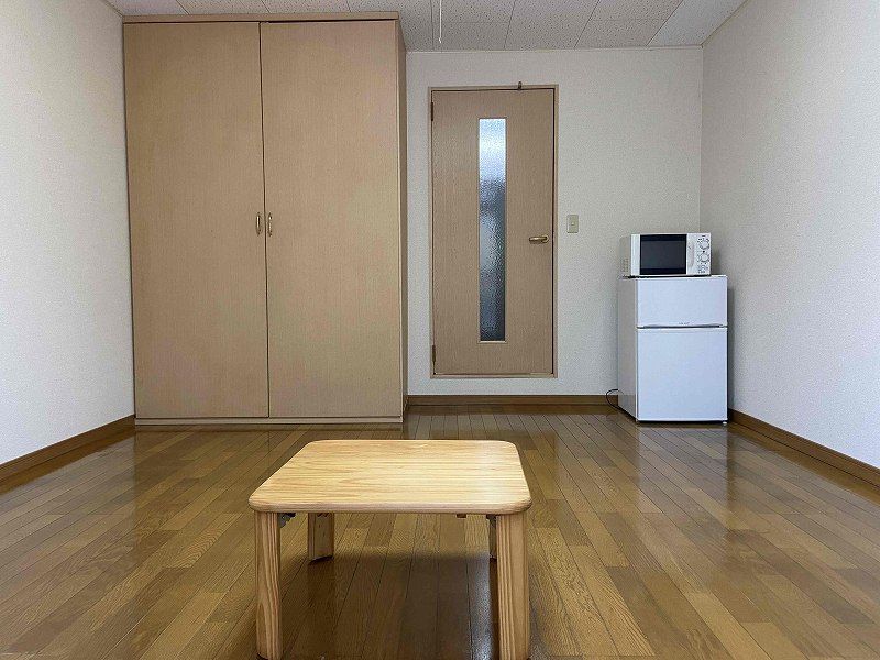 レオパレスＭ 居間