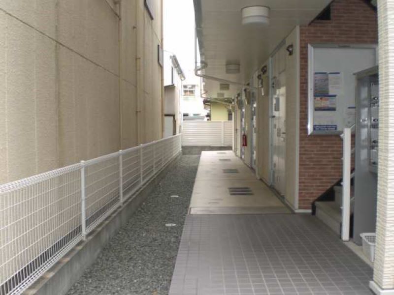 レオパレスセントラルウイング 共用部分