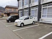 レオパレスドミールⅡ 駐車場