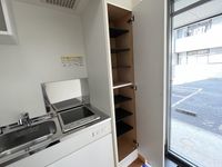 レオパレス泉 玄関