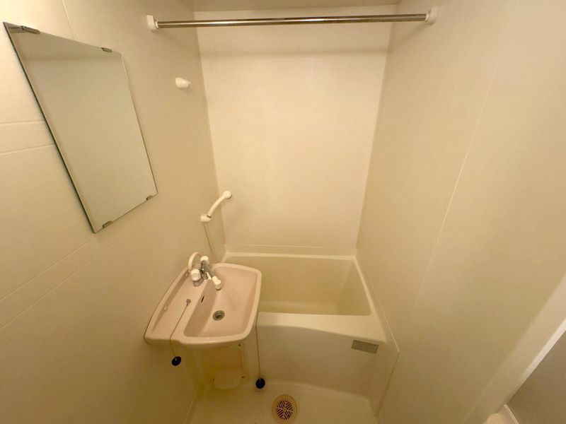 レオパレスＳＥＲＥＮＡⅢ 風呂