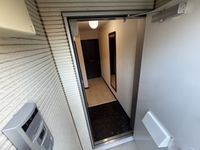 レオネクストパトリア 玄関