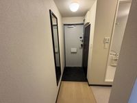 LEONEXT Kamibukuro II Entrance