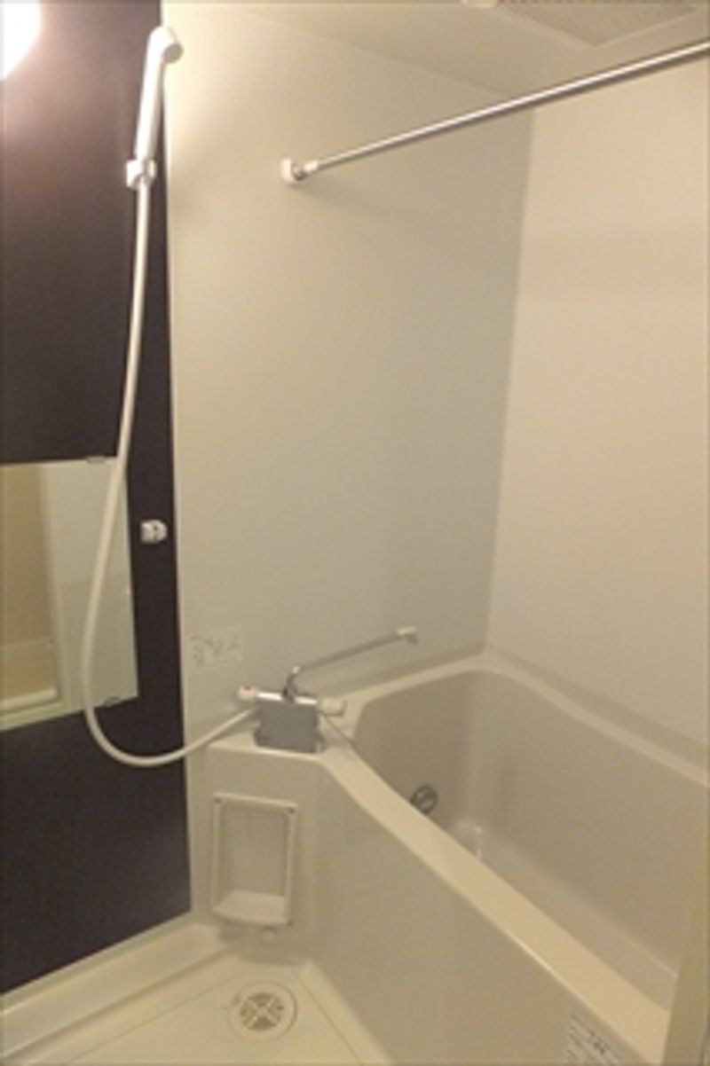 LEONEXT Appare II Bathroom