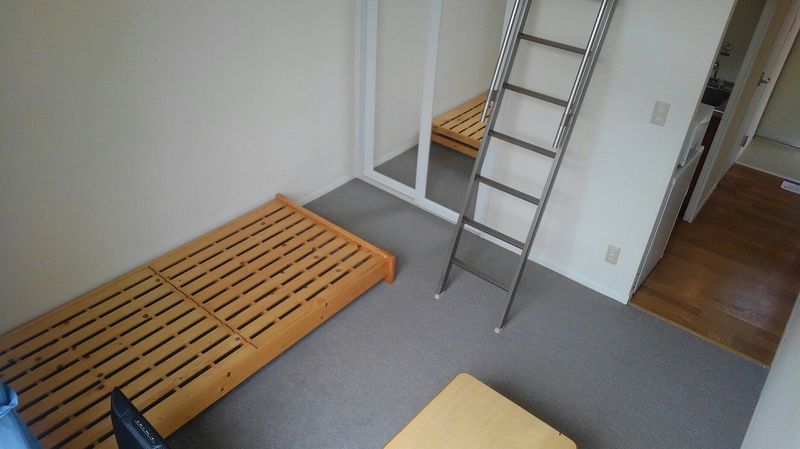 レオパレスマグワイア 洗面所