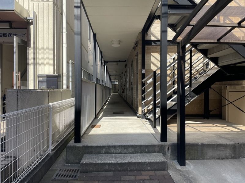 レオパレスエスペーロ本町 ロビー