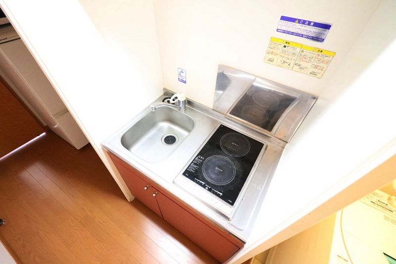 レオパレスプリムラ キッチン