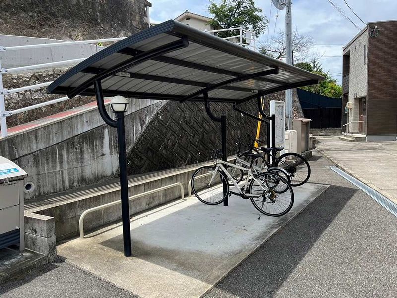 クレイノバーサトルⅢ　牛田南 共用部分