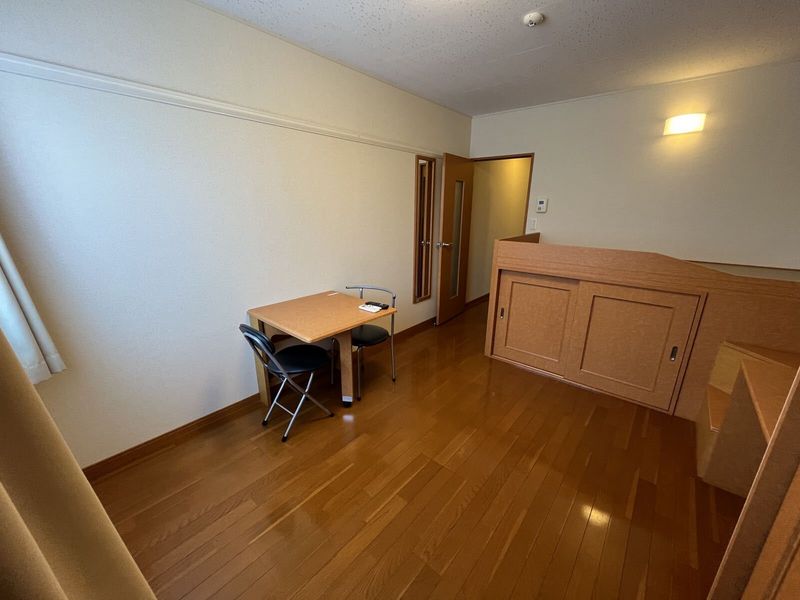 レオパレス古川Ⅲ 居間