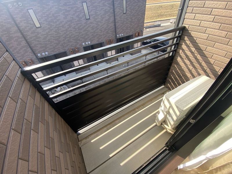 LEONEXT Kasade Esperanza Balcony