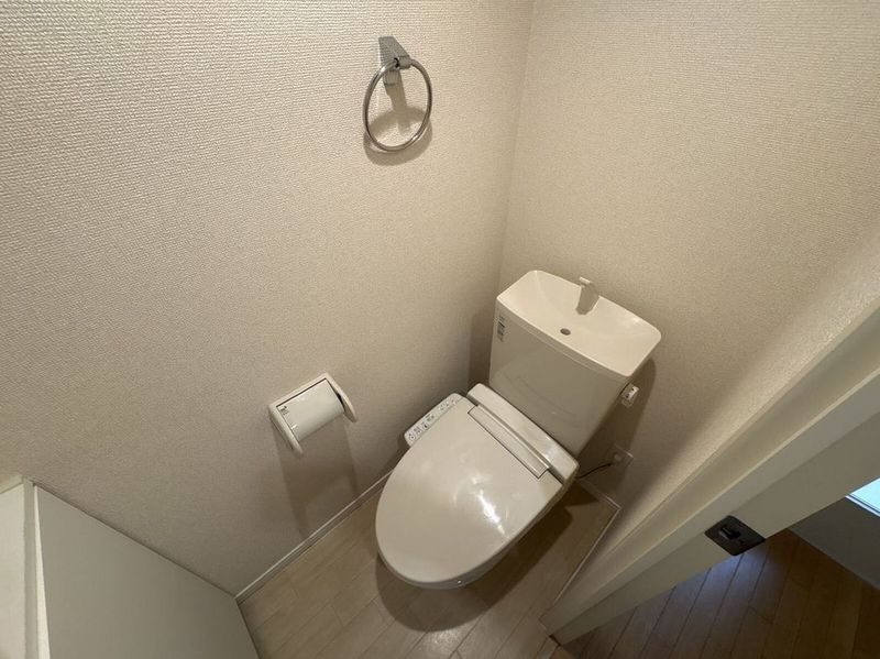 レオネクストＴＯＭＹ トイレ