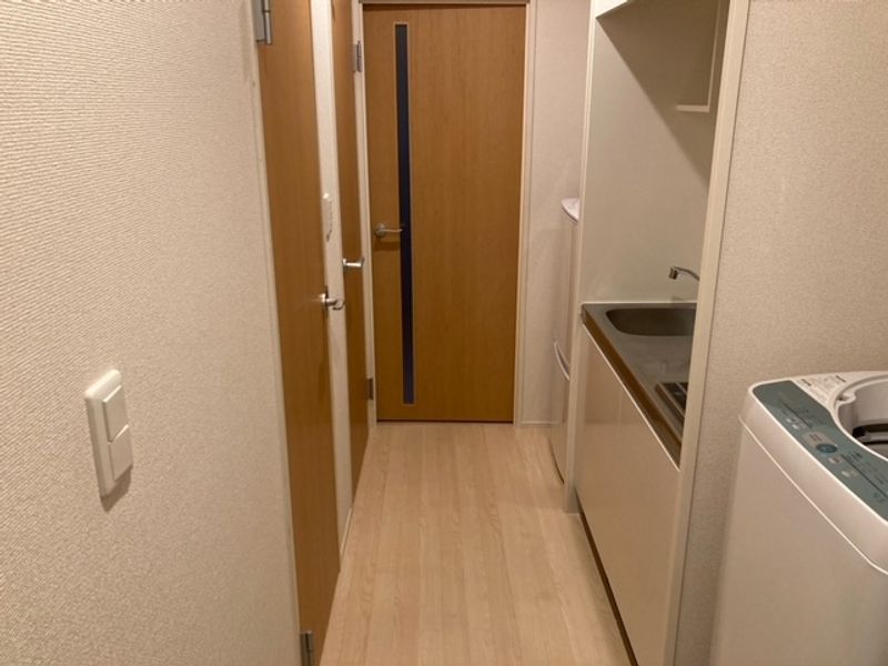 クレイノＦＲＥＥＳＩＡ 玄関