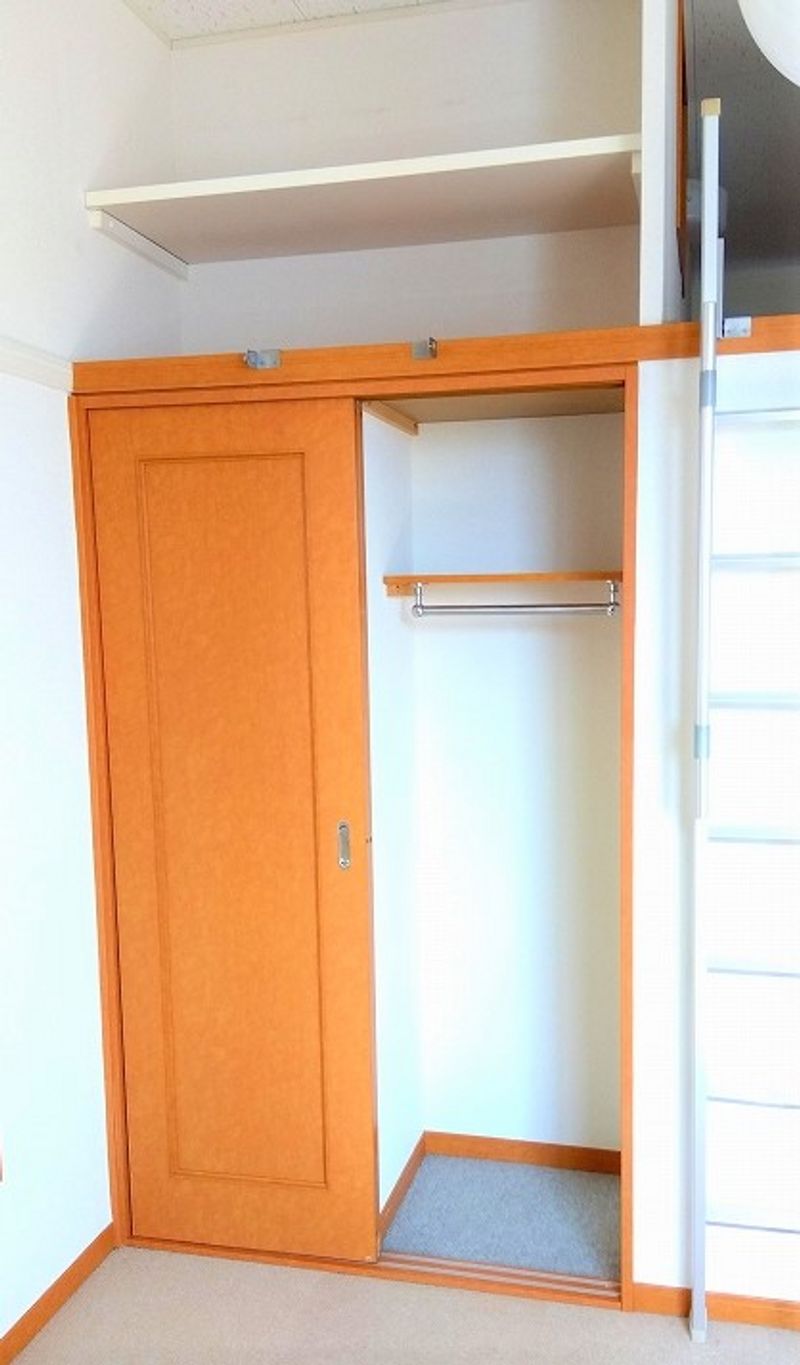 レオパレスパイン　ブルーム　Ⅰ 収納